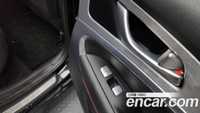 Genesis G70 2019 thumb 9