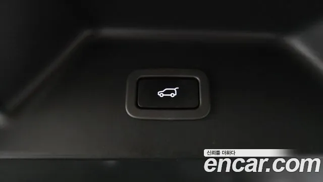 Land Rover Range Rover 2018 thumb 6