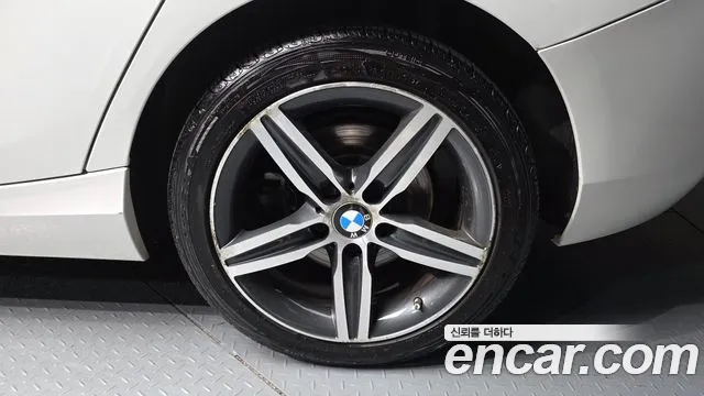 BMW 1 серии 2018 thumb 11