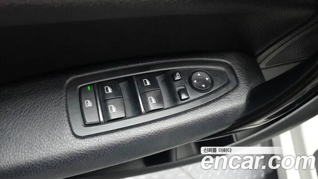 BMW 1 серии 2018 thumb 9