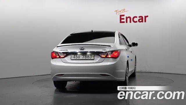 Hyundai Sonata 2010 thumb 8