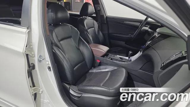 Hyundai Sonata 2010 thumb 12