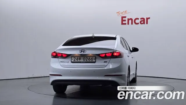 Hyundai AD 2016 thumb 7