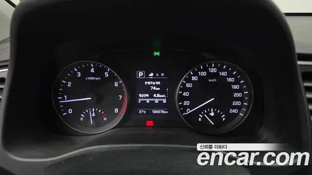 Hyundai AD 2016 thumb 11