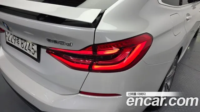 BMW 6 серии Gran Turismo 2020 thumb 5
