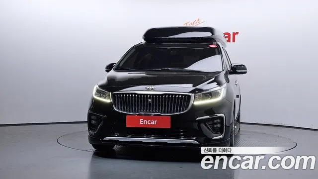 Kia Carnival 2019 thumb 5