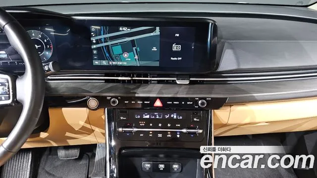Kia Carnival 2023 thumb 5