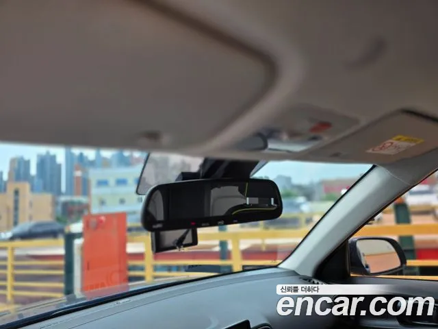 Hyundai Venue 2025 thumb 4