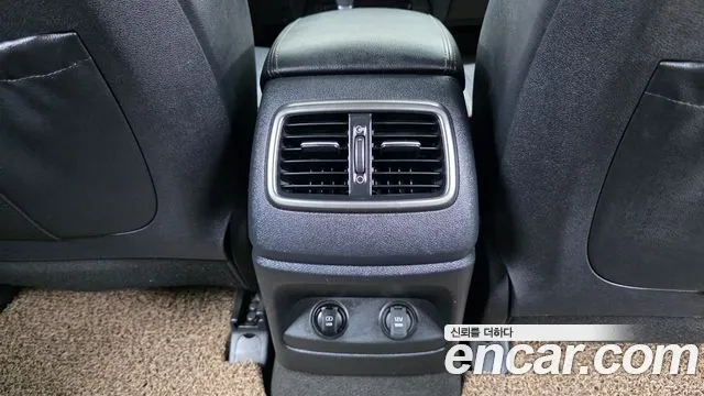 Kia Sorento 2017 thumb 6