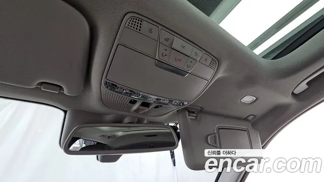 Mercedes-Benz GLC 2018 thumb 2