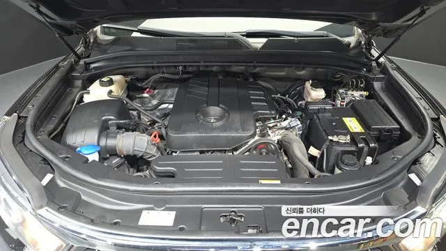 KGM Rexton 2020 thumb 8