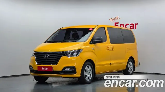 Hyundai Staria 2019 thumb 5