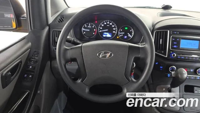 Hyundai Staria 2019 thumb 10