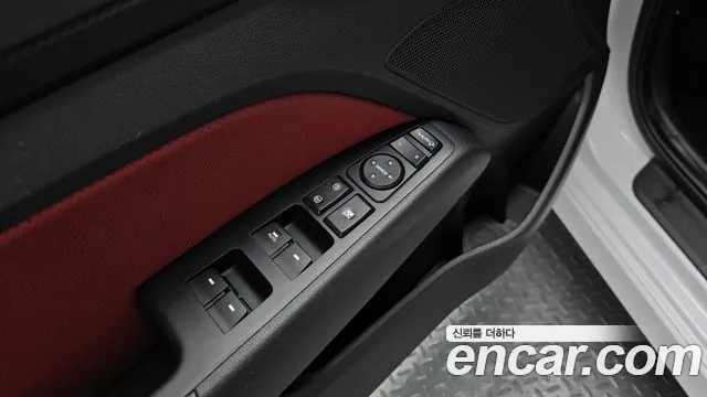 Hyundai Avante 2017 thumb 2