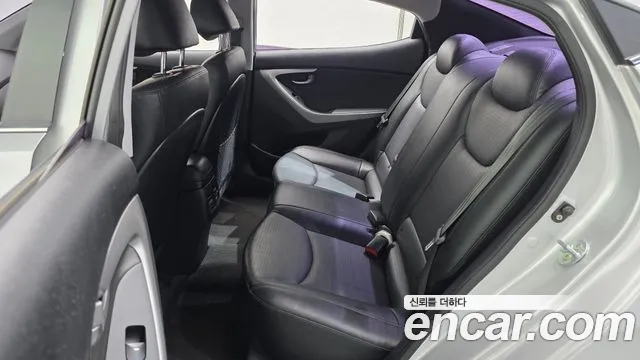 Hyundai Elantra 2013 thumb 8