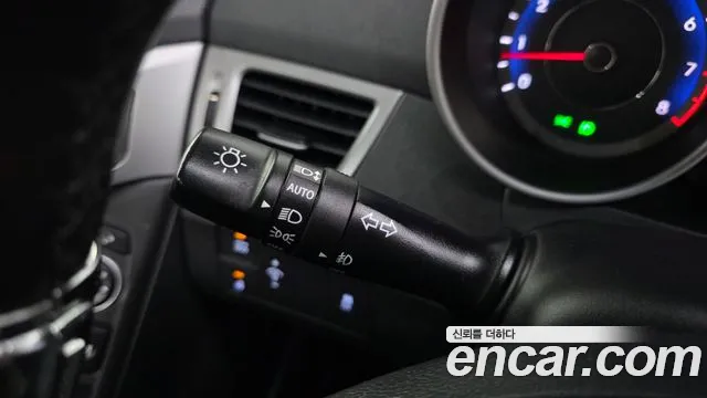 Hyundai Elantra 2013 thumb 9