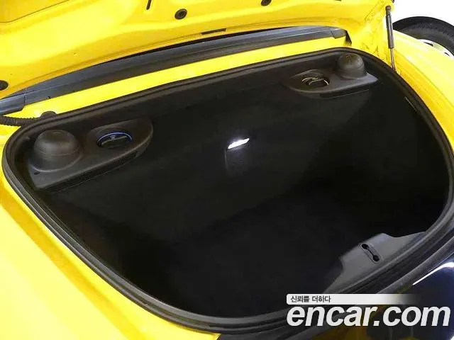 Porsche 718 Boxster 2024 thumb 3