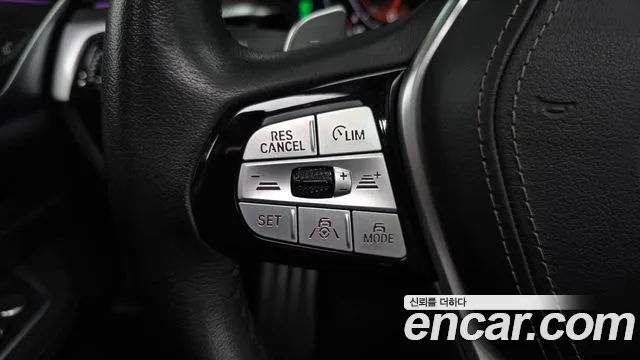 BMW 6 серии Gran Turismo 2023 thumb 12
