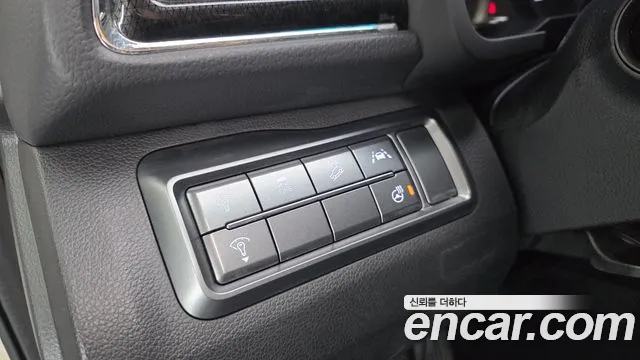 KGM Tivoli 2021 thumb 11