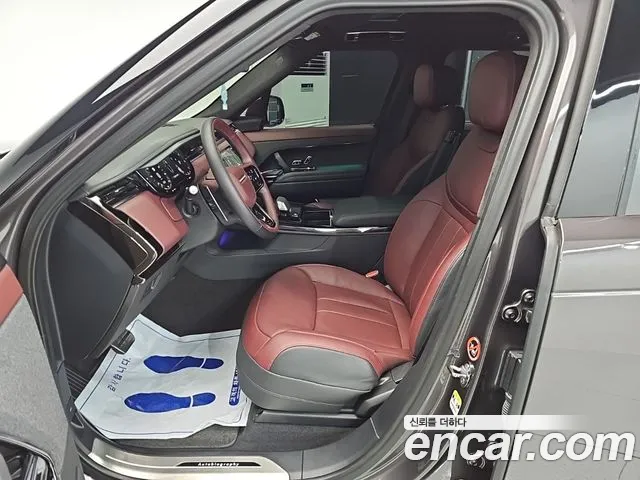 Land Rover Range Rover Sport 2024 thumb 3