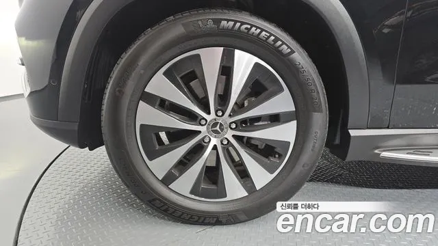 Mercedes-Benz E-Класс 2025 thumb 10