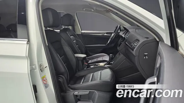 Volkswagen Tiguan 2020 thumb 4