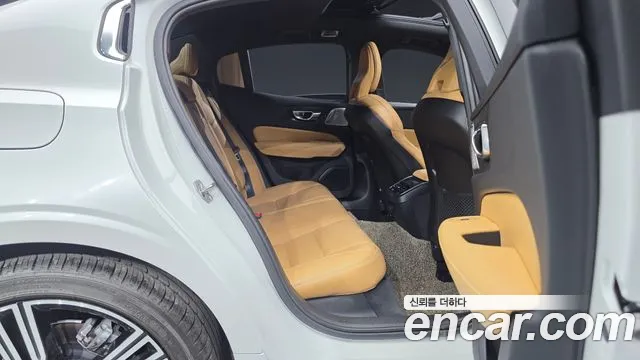 Volvo S60 2021 thumb 7