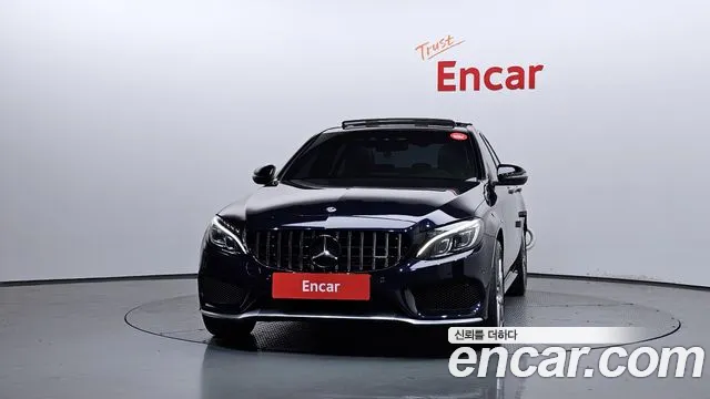 Mercedes-Benz C-Class 2018 thumb 7