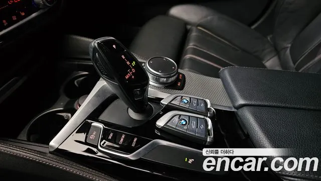 BMW 5 серии 2017 thumb 4