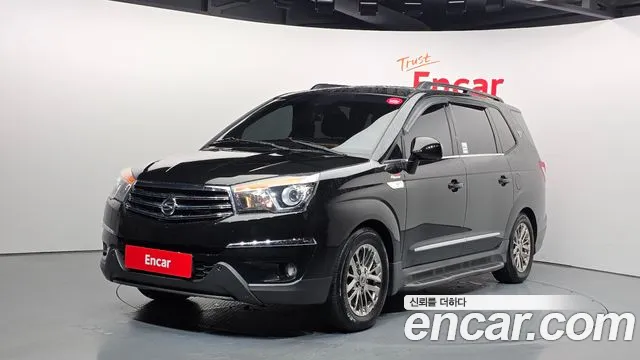 KGM Korando 2015 thumb 9