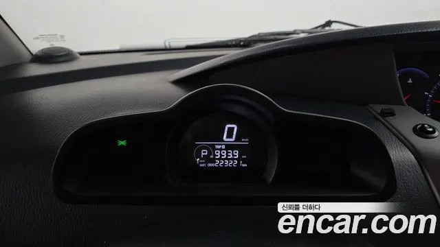 KGM Korando 2015 thumb 3