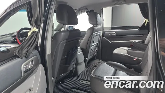 KGM Korando 2015 thumb 4