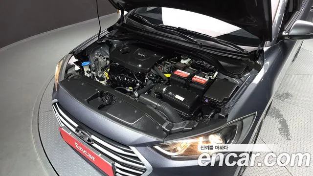 Hyundai Avante 2016 thumb 10