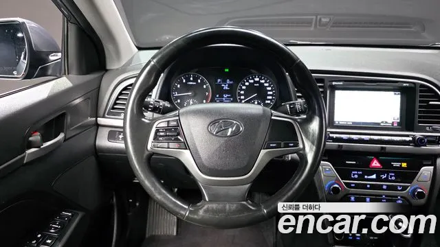 Hyundai Avante 2016 thumb 8