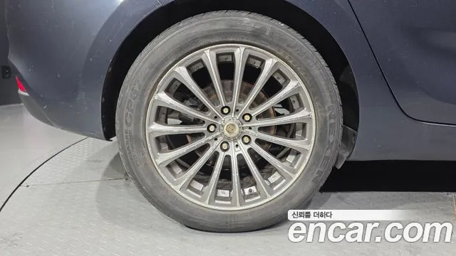 Kia Carens 2013 thumb 5