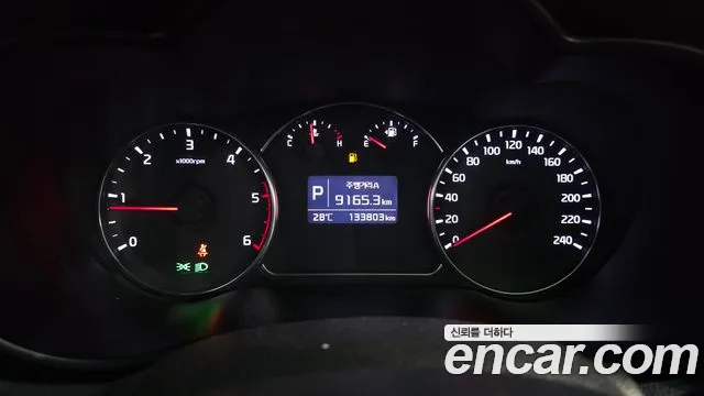Kia Carens 2013 thumb 8