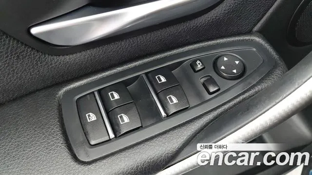 BMW 3 серии 2018 thumb 11