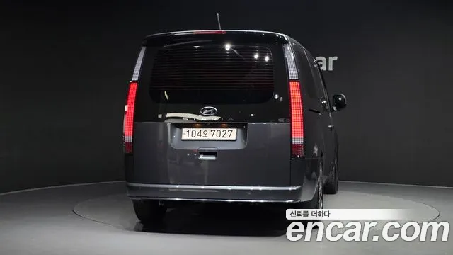 Hyundai Staria 2021 thumb 9