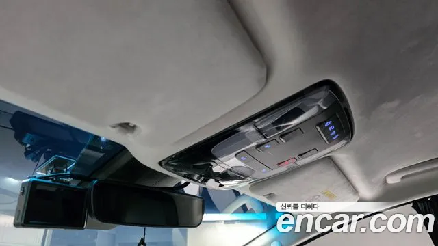 Hyundai Staria 2021 thumb 6