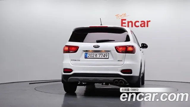Kia Sorento 2018 thumb 2