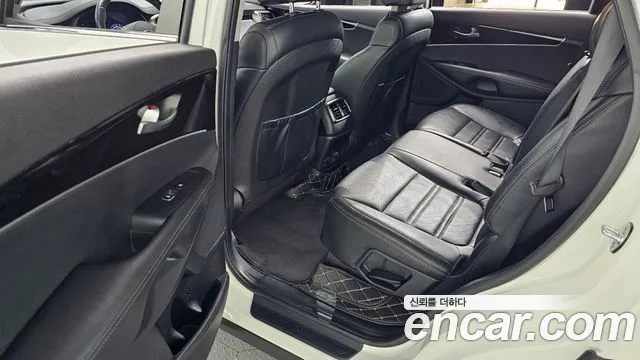Kia Sorento 2018 thumb 4
