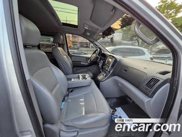 Hyundai Staria 2014 thumb 10