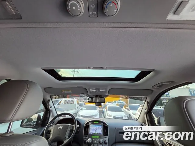 Hyundai Staria 2014 thumb 3