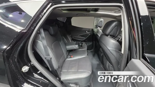 Hyundai Санта Фе 2013 thumb 4