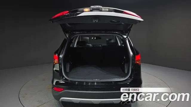 Hyundai Санта Фе 2013 thumb 10