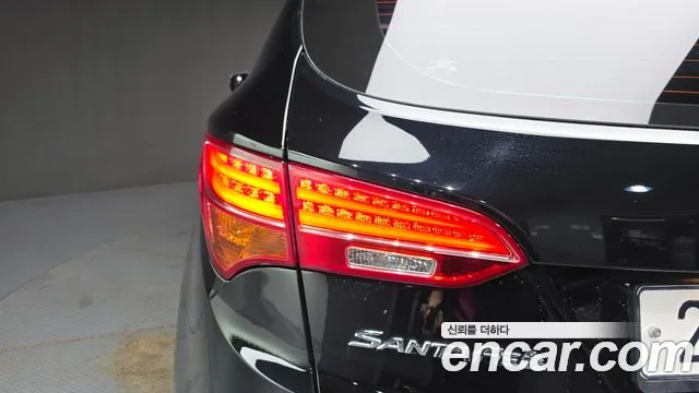 Hyundai Санта Фе 2013 thumb 9