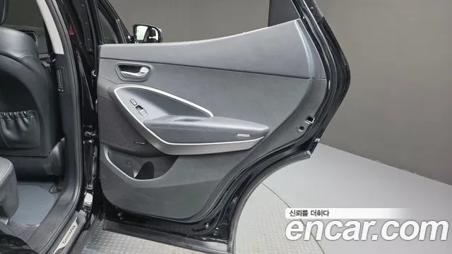 Hyundai Санта Фе 2013 thumb 2