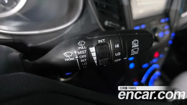 Hyundai Санта Фе 2013 thumb 11