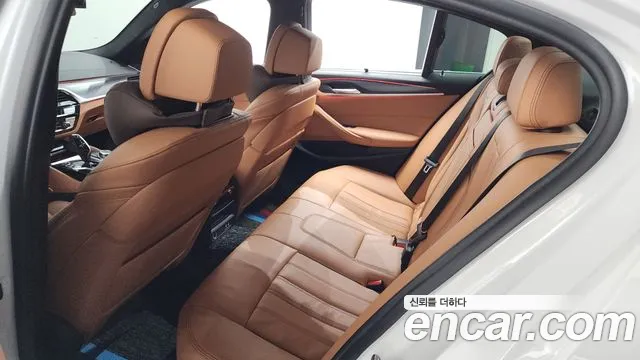 BMW 5 серии 2022 thumb 8