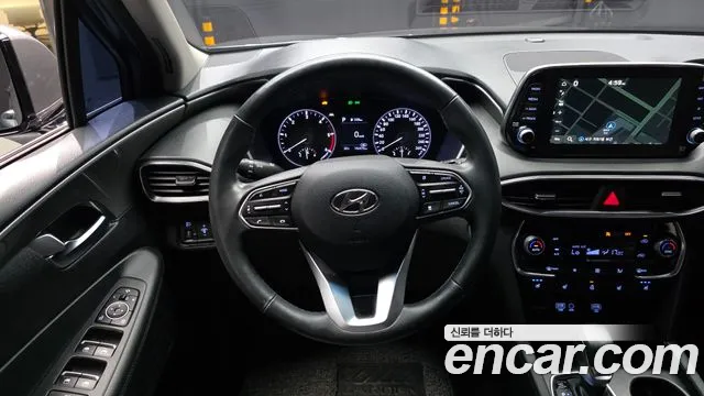 Hyundai Santa Fe 2019 thumb 9
